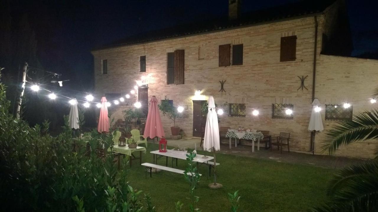 فيرمو Affitta Camere Il Pettirosso المظهر الخارجي الصورة